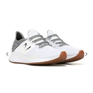 New Balance Women’s fresh foam roav running shoe